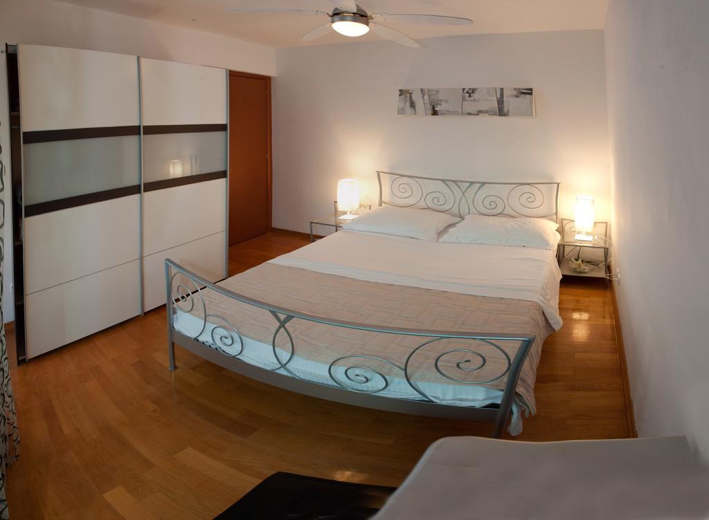 Residence Apartments Anamaria Podstrana Exterior photo